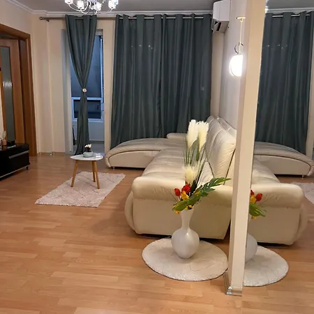 Urban Oasis Apartmán Tirana